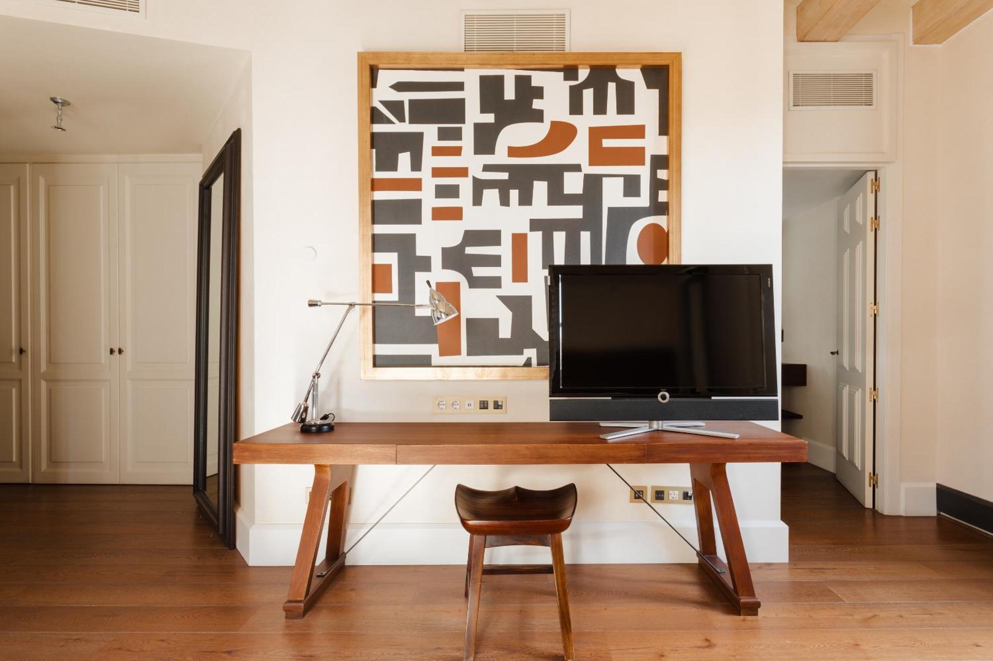 โรงแรมโดพลสคาเรียลจีแอล บาร์เซโลนา ห้อง รูปภาพ A work space