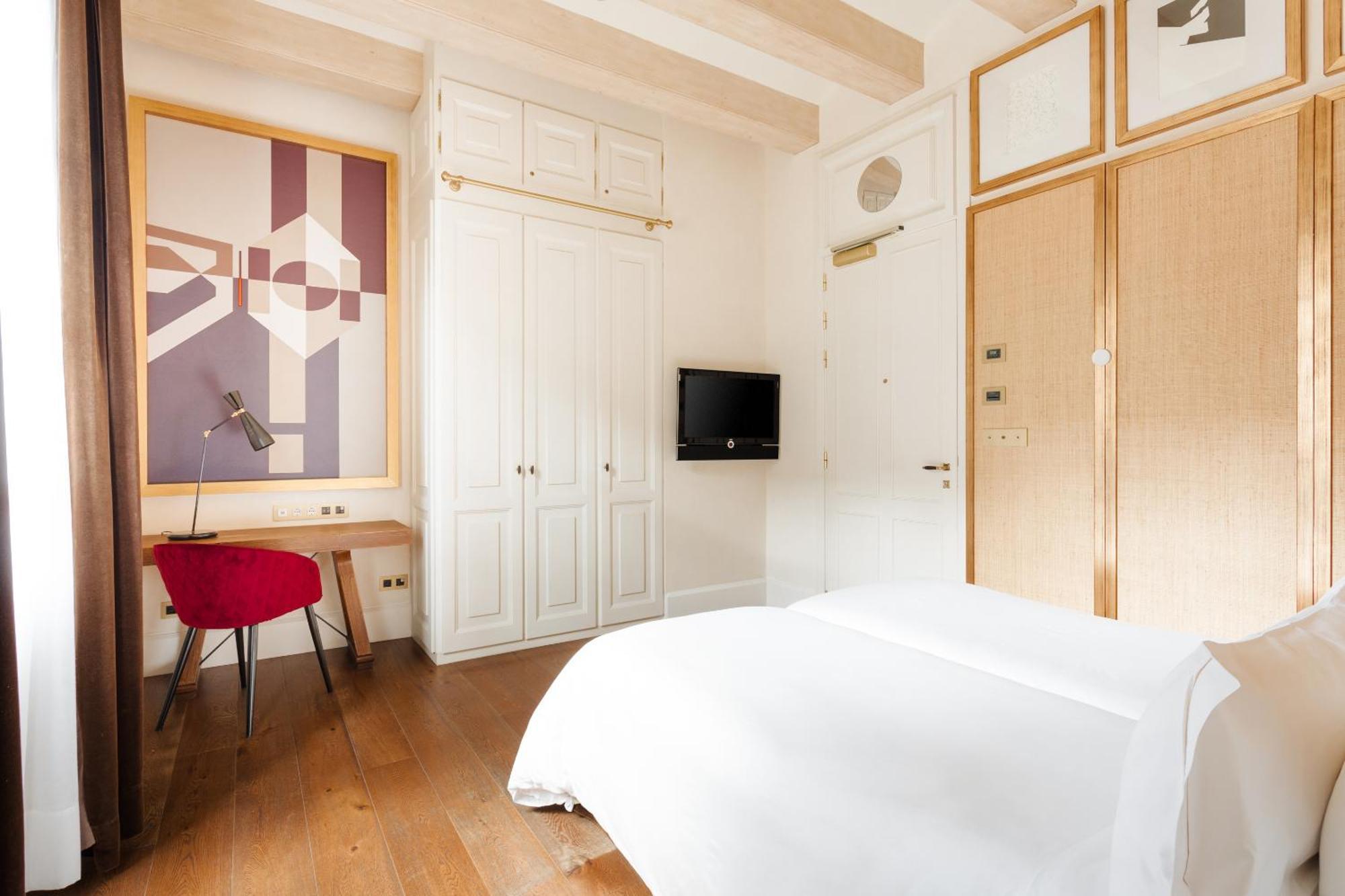 โรงแรมโดพลสคาเรียลจีแอล บาร์เซโลนา ห้อง รูปภาพ A room at the hotel